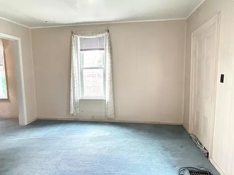 Living - 116 E Hamilton St, Alpena, MI 49707 photo 4 of 4