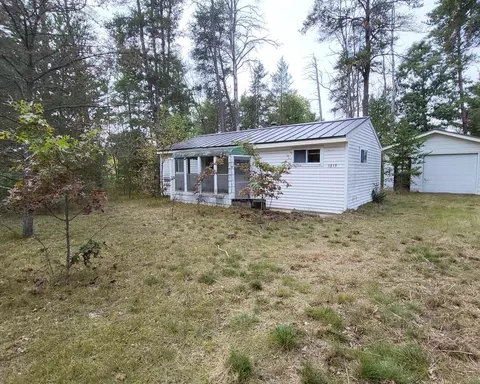 1217 Minet Ct, Saint Helen, MI 48656