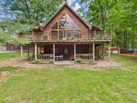 15538 Bull Run Trl, Wolverine, MI 49799