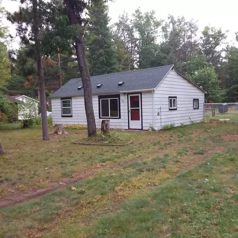 52 E Cherry Creek Rd, Mio, MI 48647