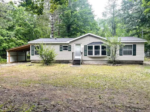7561 Willowbrook Cir, Mancelona, MI 49659