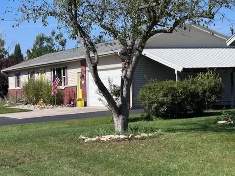 213 Princeton Ave, Alpena, MI 49707