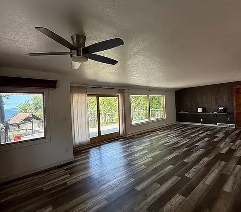 327 W Weier Ln, Spruce, MI 48762 photo 5