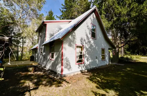 Exterior - 10396 S Maple Valley Rd, Gladwin, MI 48624 photo 3 of 12