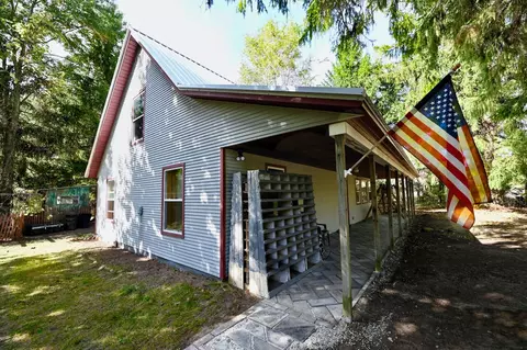 10396 S Maple Valley Rd, Gladwin, MI 48624