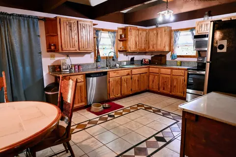 Kitchen - 10396 S Maple Valley Rd, Gladwin, MI 48624 photo 1 of 4