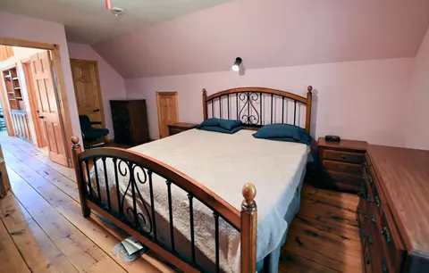 Bedroom - 10396 S Maple Valley Rd, Gladwin, MI 48624 photo 1 of 4