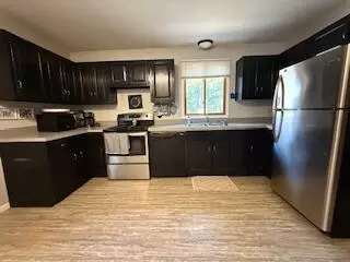 Kitchen - 11491 Pines Trl, Roscommon, MI 48653 photo 2 of 5