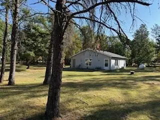 Exterior - 11491 Pines Trl, Roscommon, MI 48653 photo 7 of 8