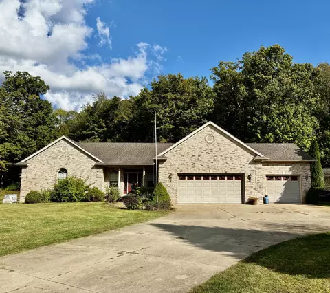 1470 Nicholas Ln, Charlotte, MI 48813