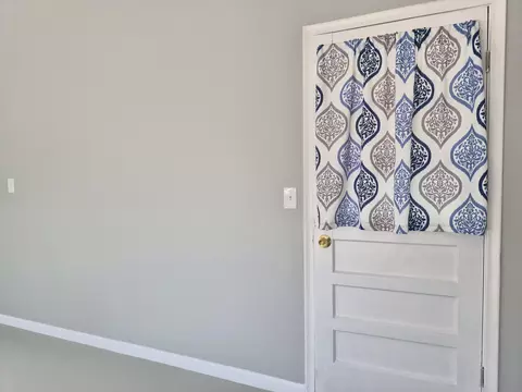 Entry Way - 2299 Lavelle Rd, Flint, MI 48504 photo 13 of 17