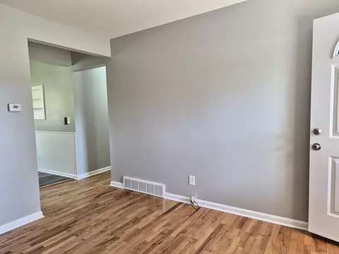 Living - 2299 Lavelle Rd, Flint, MI 48504 photo 5 of 5