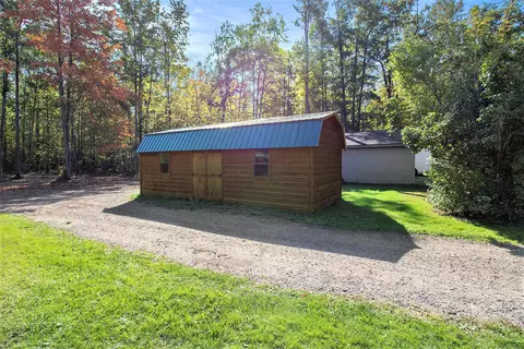 Exterior - 2371 E Mullett Lake Rd, Indian River, MI 49749 photo 10 of 13