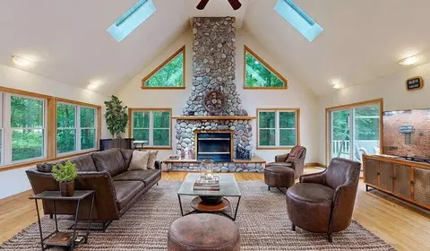 7090 Nancy K Dr, Hale, MI 48739