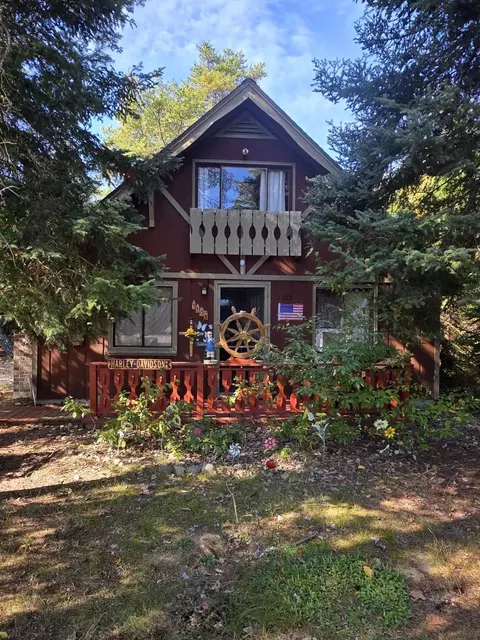 1103 Tanglewood Dr, Saint Helen, MI 48656