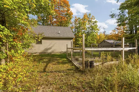 9781 Wayland Dr, Frederic, MI 49733 photo 23