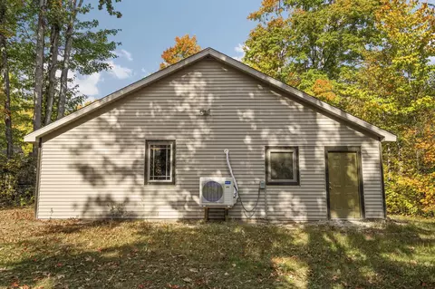 9781 Wayland Dr, Frederic, MI 49733 photo 16