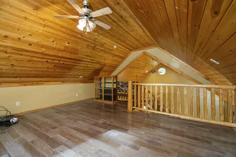 9781 Wayland Dr, Frederic, MI 49733 photo 13