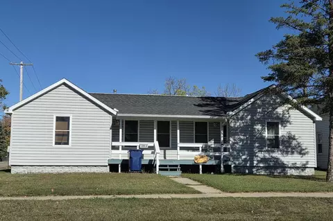 610 Spruce St, Grayling, MI 49738 photo 1