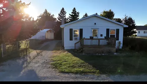 619 State St, Rogers City, MI 49779