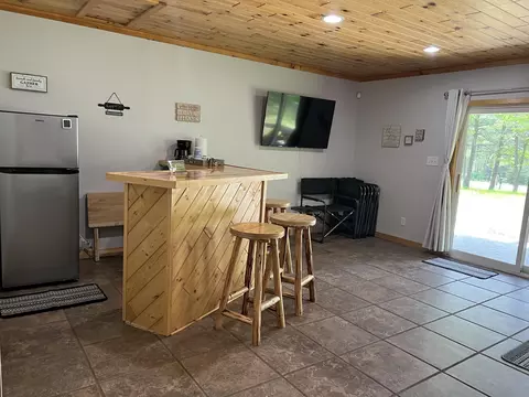 Kitchen - 1941 High Rd, Roscommon, MI 48653 photo 2 of 3