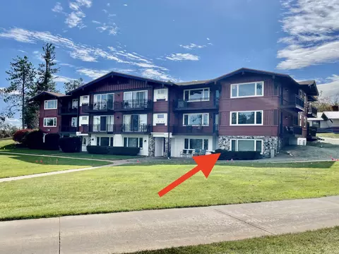 761 Logmark Trail Apt Trl #(151 & 152), Gaylord, MI 49735