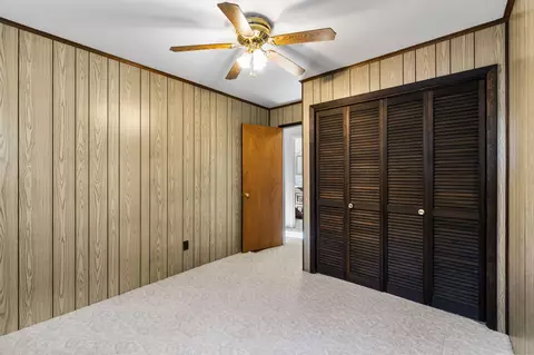 Bedroom - 4593 Orbit Dr, Grayling, MI 49738 photo 4 of 9
