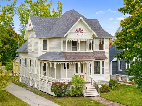 307 W Washington Ave, Alpena, MI 49707
