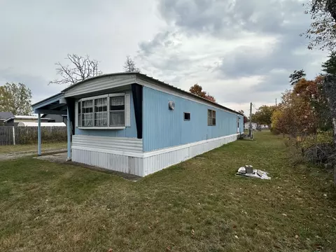 Exterior - 4251 W Pinecrest Rd, Grayling, MI 49738 photo 1 of 2