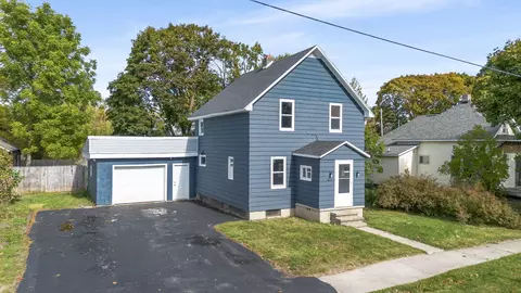 806 Division St, Cheboygan, MI 49721