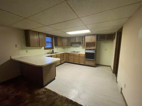 Kitchen - 101 E Sunset Dr, Roscommon, MI 48653 photo 2 of 2