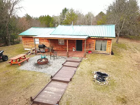 9871 Manitowac, Saint Helen, MI 48656