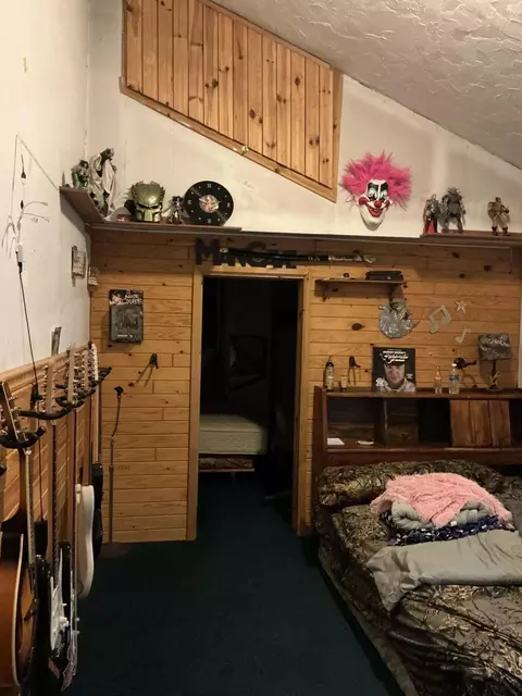 Bedroom - 2563 Delano Rd, Comins, MI 48619 photo 7 of 9