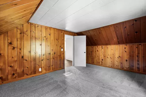 214 N E St, Cheboygan, MI 49721 photo 18