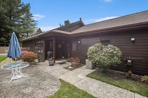 2051 E Hammond Pl, Traverse City, MI 49686