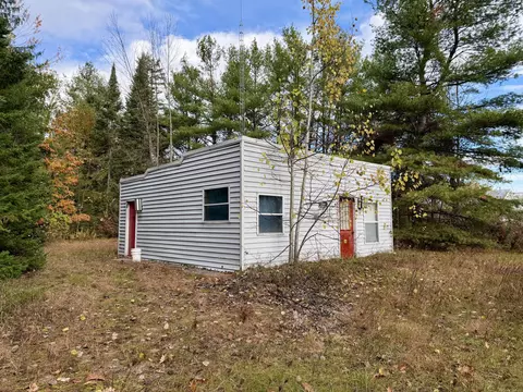 2350 W Silver Beach Rd, Cheboygan, MI 49721 photo 17