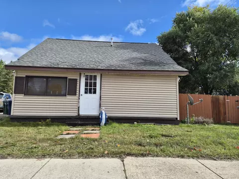 109 State St, Grayling, MI 49738 photo 2