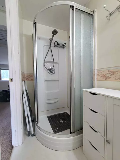 Bath - 2887 E M-72 Hwy, Grayling, MI 49738 photo 3 of 3