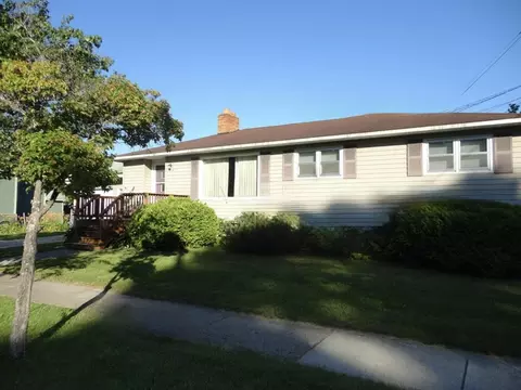 916 S First Ave, Alpena, MI 49707