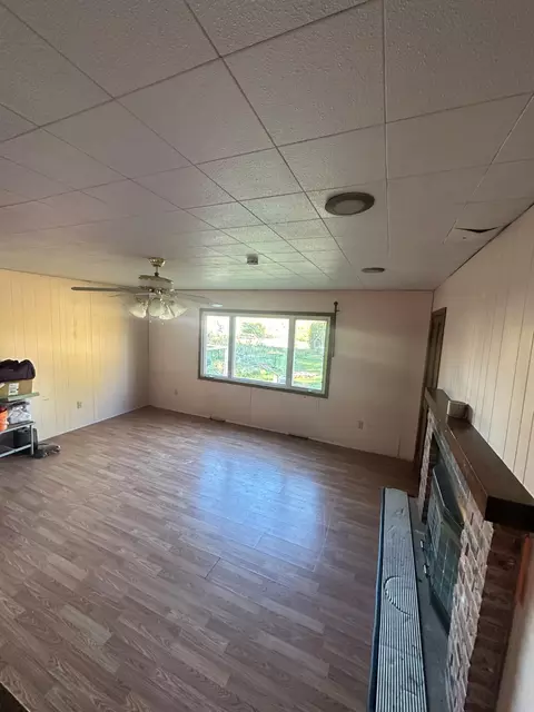 Living - 419 Obrien Dr, Cheboygan, MI 49721 photo 5 of 5