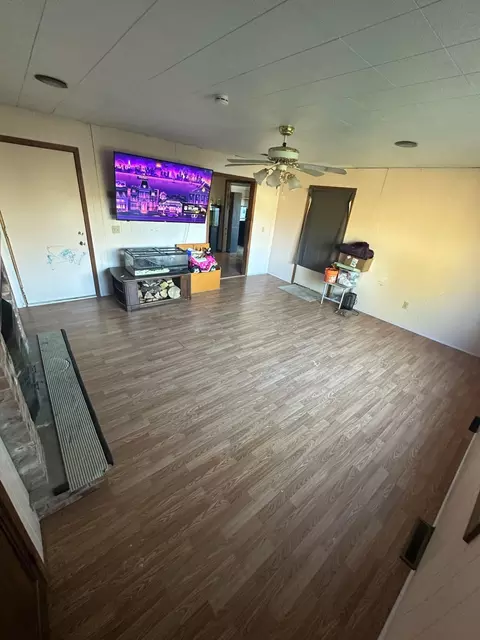 Living - 419 Obrien Dr, Cheboygan, MI 49721 photo 4 of 5