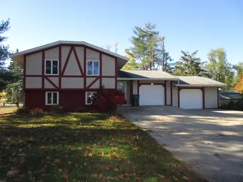 4038 Twin Oak Rd, Gaylord, MI 49735