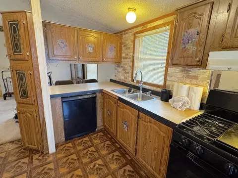 Kitchen - 10285 Scanlon Dr, Cheboygan, MI 49721 photo 1 of 6