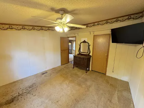 Bedroom - 10285 Scanlon Dr, Cheboygan, MI 49721 photo 3 of 4