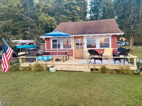 14842 Center St, Alpena, MI 49707