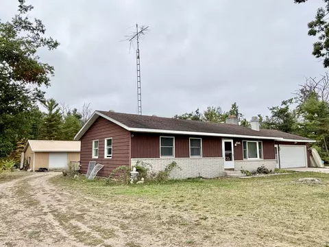 5435 Co Rd 612, Lewiston, MI 49756