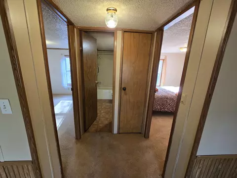 Entry Way - 156 N Dip Dr, Mio, MI 48647 photo 2 of 3