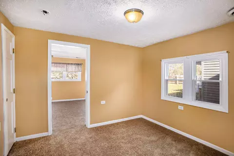 2015 Forest Rd, Lansing, MI 48910 photo 12