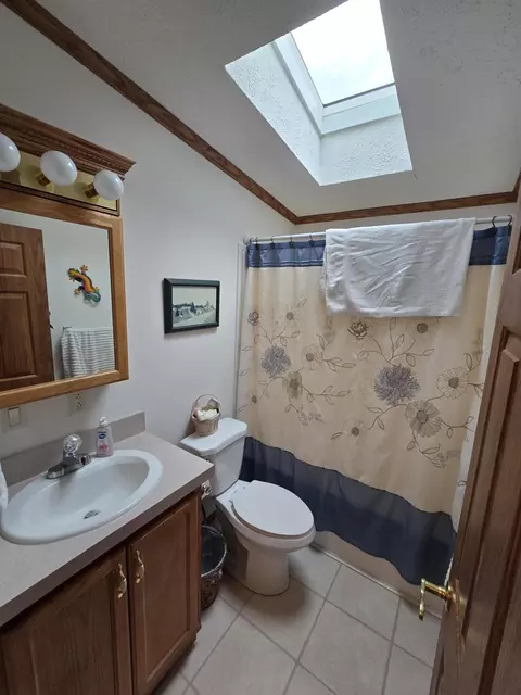 Bath - 1434 Rogers Road Rd, Fairview, MI 48621 photo 5 of 7