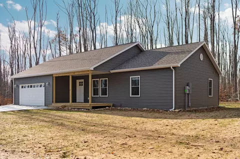 4130 W Vail Ln, Gaylord, MI 49735